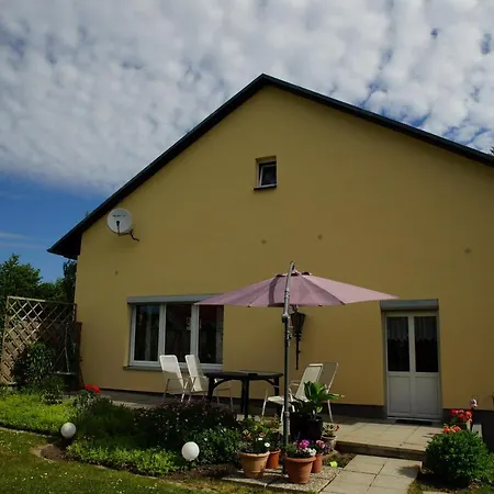 公寓 Ferienwohnung Lindenheim Mit Terrasse Und Garten *