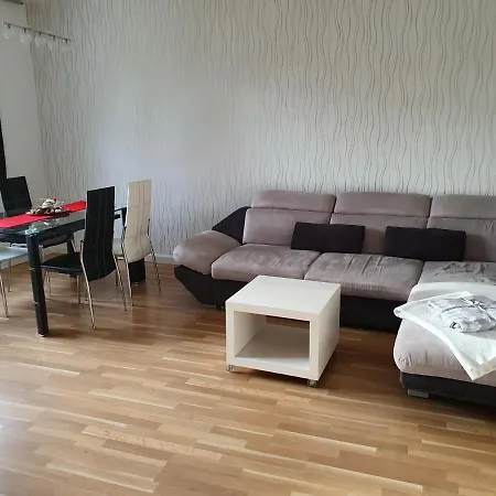 Ferienwohnung Lindenheim Mit Terrasse Und Garten Apartment *