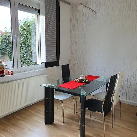 Apartment Ferienwohnung Lindenheim Mit Terrasse Und Garten *