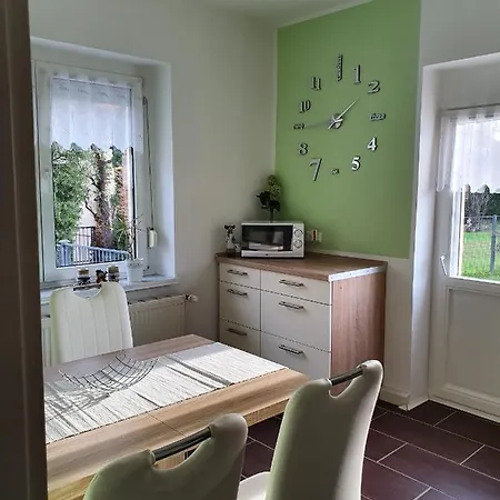 Ferienwohnung Lindenheim Mit Terrasse Und Garten Apartment