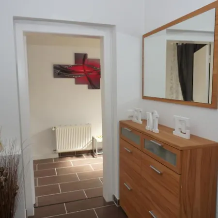 Ferienwohnung Lindenheim Mit Terrasse Und Garten Dresden